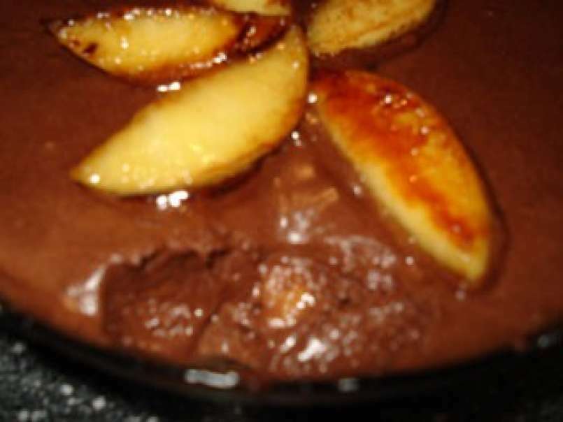 Mousse au chocolat noir aux pommes à la cannelle de Pierre Hermé - photo 3