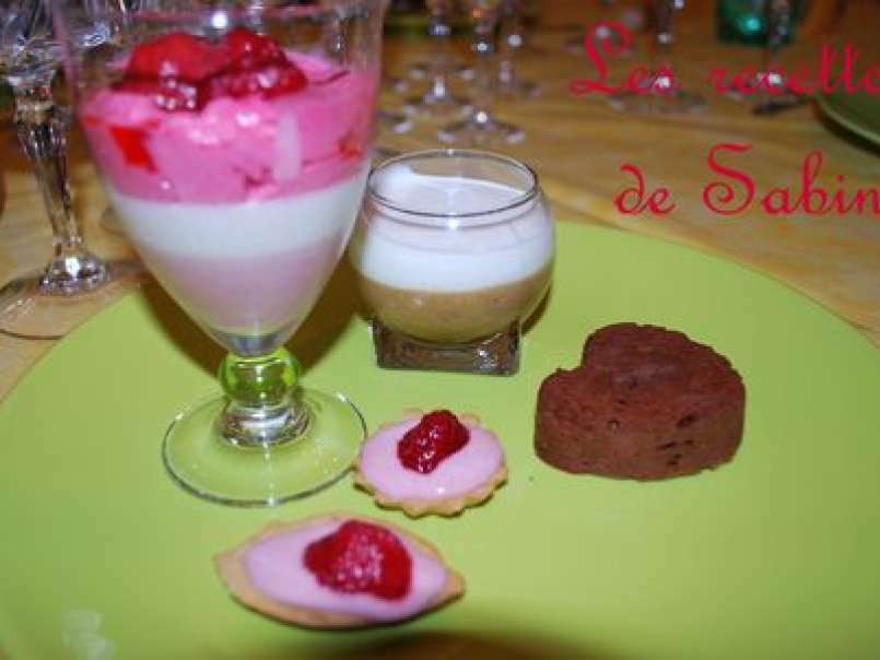 Mousse fraise/Panna Cotta/Mousse framboise ~ tartelettes et gâteaux choco/amandes - photo 2
