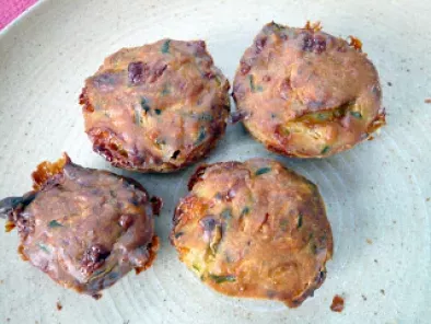 Muffins aux courgettes et au comté/Cheese and zucchini mini muffins /
