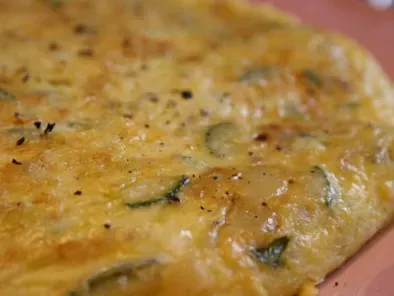 Omelette à la courgette et au fromage