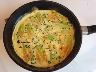 Omelette aux fleurs de courgette, chèvre frais et menthe - photo 2