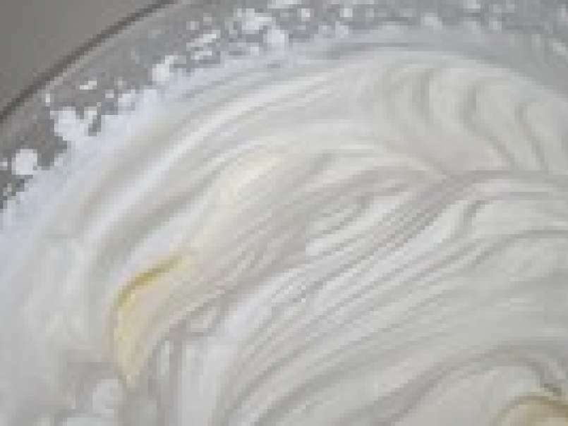 P'tit gâteau nuage chantilly/poire et gousse de vanille - photo 4