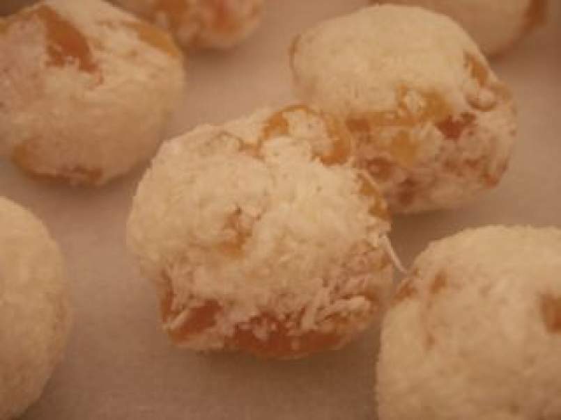 Petites boules de coco-abricot - photo 4