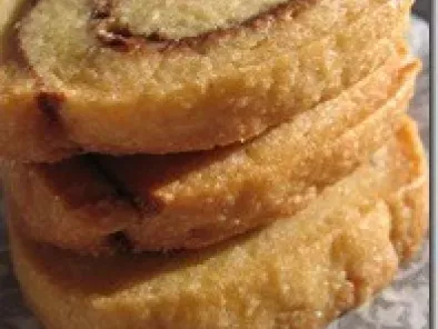 Petits biscuits roulés aux noisettes et au Nutella - photo 2