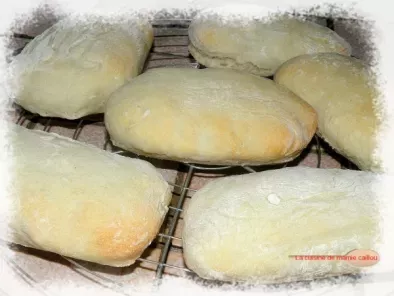 Petits pains pour Paninis.