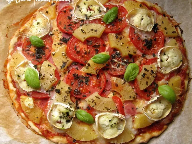 Pizza Chèvre Tomates Ananas