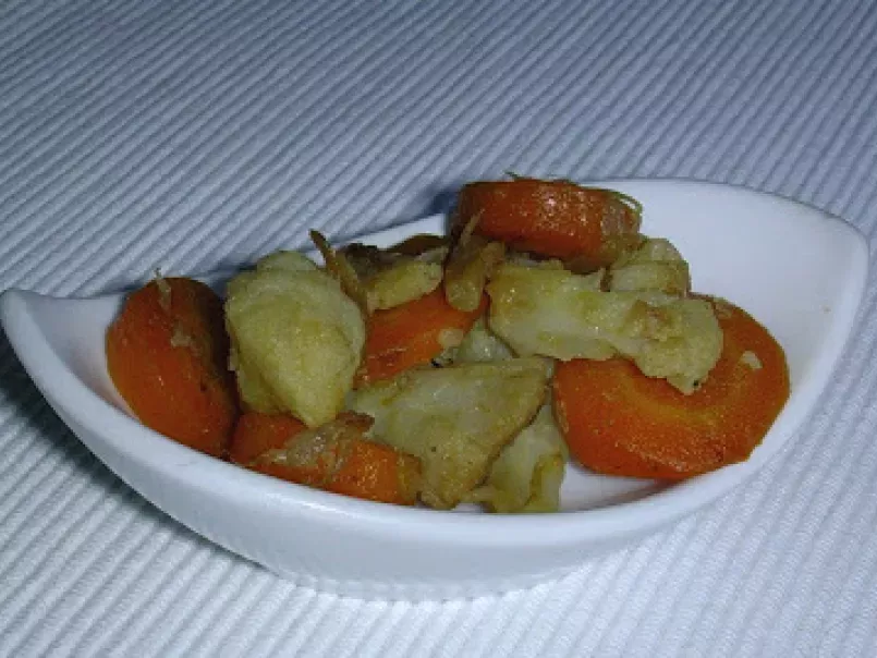 Poêlée de légumes d?hiver (chou-fleur, carotte, oignon)