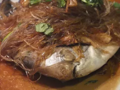 Pomfret (poisson plat) vapeur à la chinoise