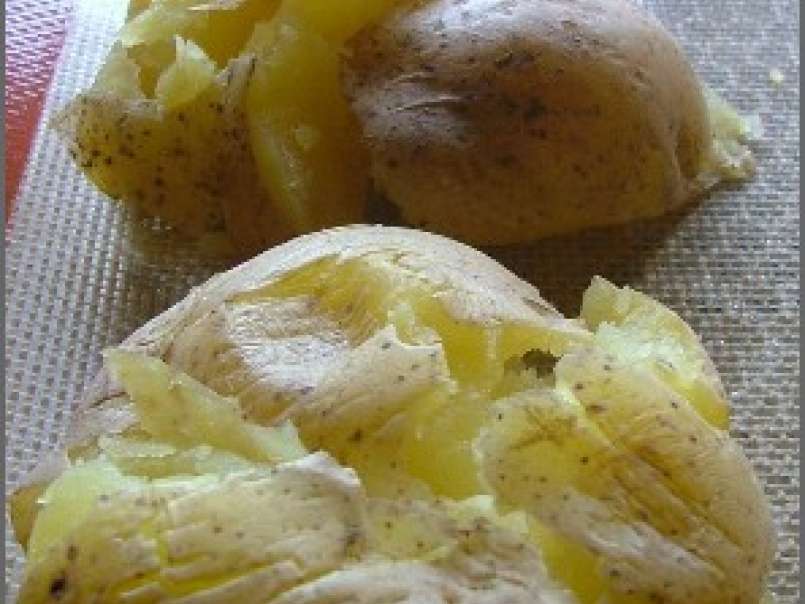 Pommes de terre frappées, au thym & à l'huile d'olive - photo 3