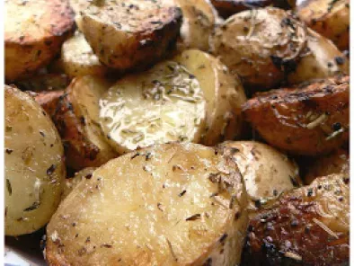 Pommes de terre grelot au beurre d'ail et fines herbes - photo 2