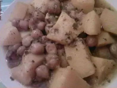 Poulet avec pommes de terre et champignons au curry - photo 2