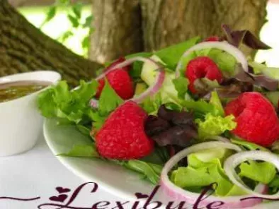 Salade aux framboises et à l'oignon rouge - photo 3