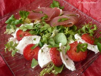 Salade de fraises/mozzarella à l'Italienne