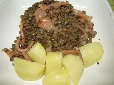 Salade de lentilles vertes, saumon fumé et pommes de terre de Cléa