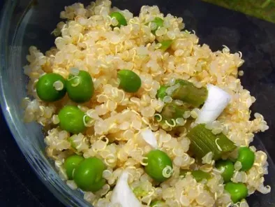 Salade de Quinoa Blond aux asperges vertes & Petits pois
