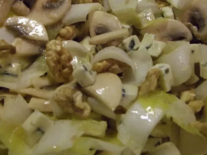 Salade endives-noix-champignons au bleu... - photo 2