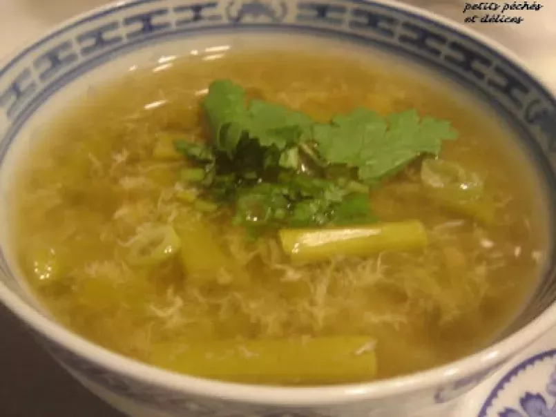 Soupe aux asperges et au crabe (sup mang cua)