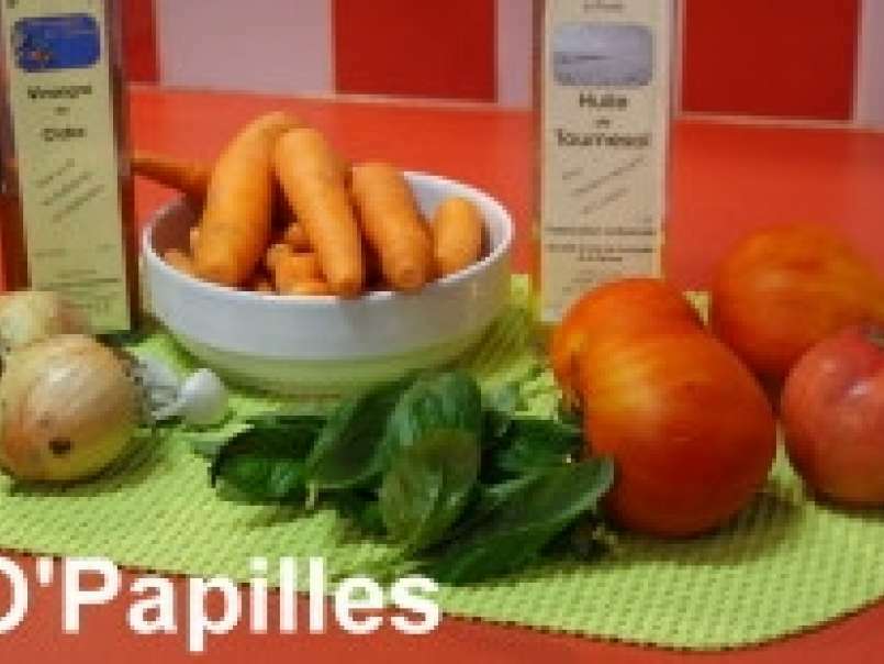 Soupe aux carottes, tomates et basilic - photo 2