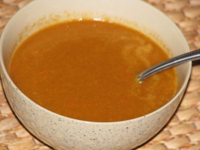 Soupe de carottes, potiron, lait de coco et curry