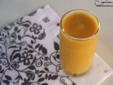 Soupe de potiron et de carotte au lait de coco