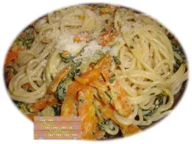 Spaghetti à l'étuvée de carottes aux épinards