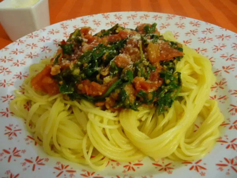 Spaghetti à la roquette et à la tomate - photo 2