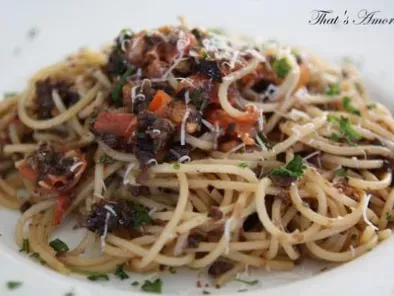 Spaghetti aux champignons et olives - Spaghetti funghi e olive - photo 2