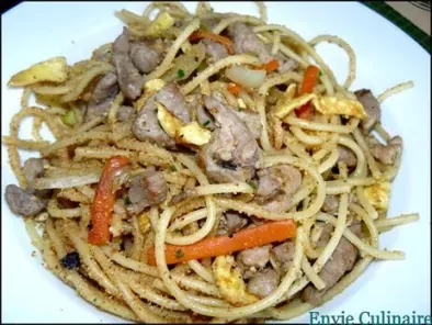 Spaghetti aux saveurs asiatiques