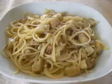 Spaghetti cacio e pepe aux artichauts