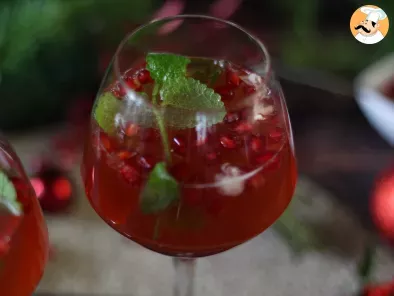 Spritz à la grenade, le cocktail dans une boule de Noël ! - photo 2