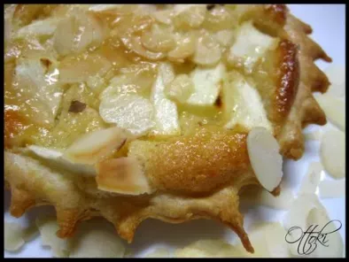 Tartelettes feuilletées à la pomme et crème d'amande - photo 2