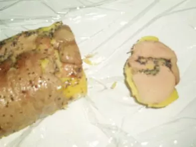 Un petit goût de fête : magret de canard séché et foie gras roulé au pavot et épices