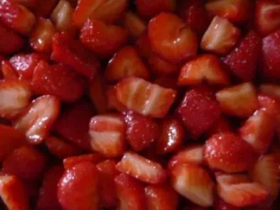 Verrines de fruits rouges sur gelée de framboise
