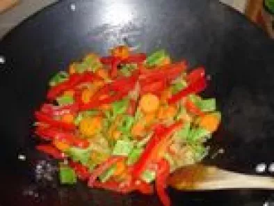 Wok de magrets de canard aux légumes croquants - photo 2