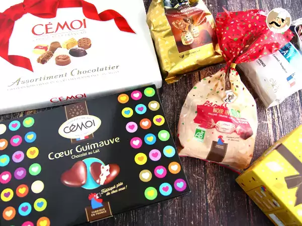 Les papillotes et truffes réinventées par Cémoi