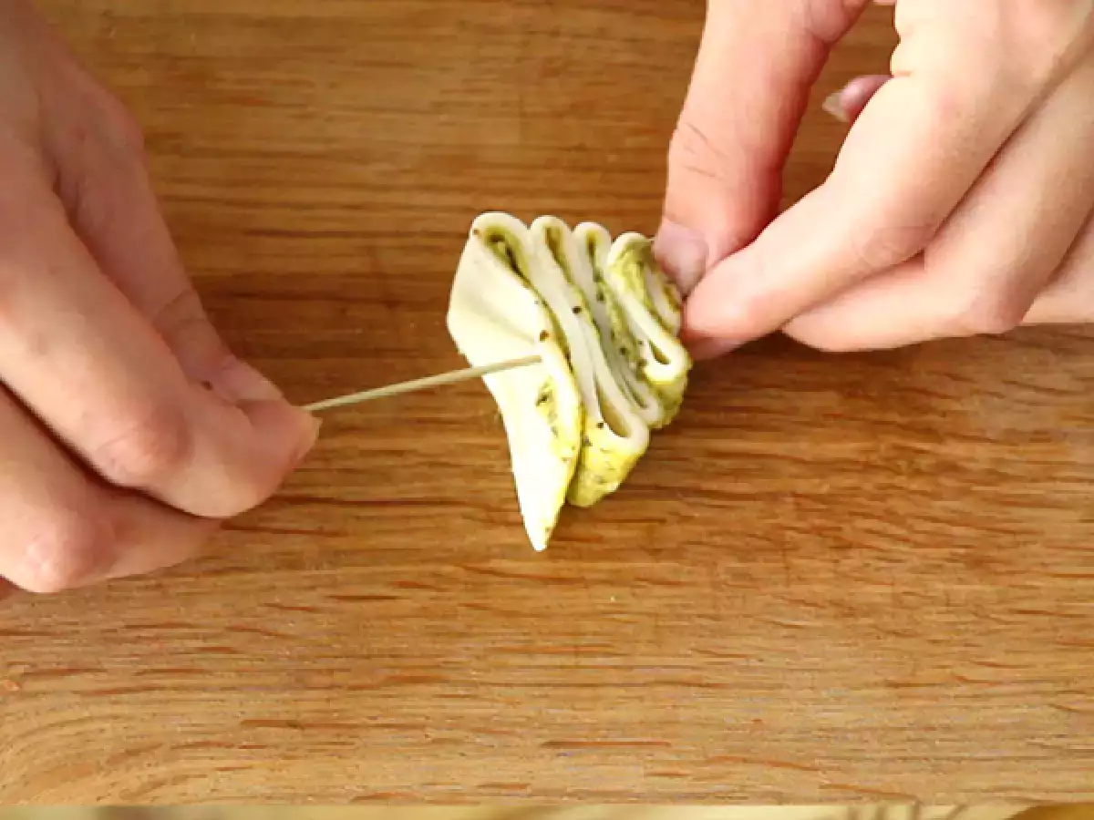 8. Les sapins feuilletés