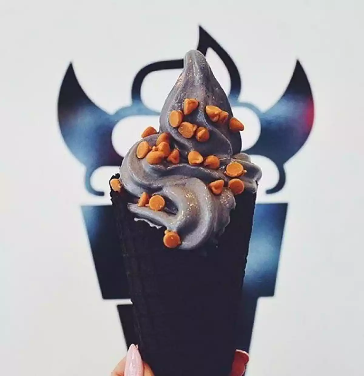 Découvrez la glace gothique, pour les âmes assez DARK., photo 2