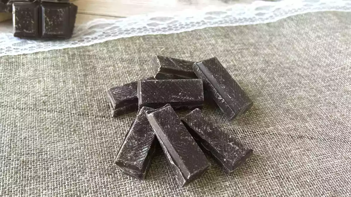 Pourquoi le chocolat devient-il blanc au réfrigérateur ?