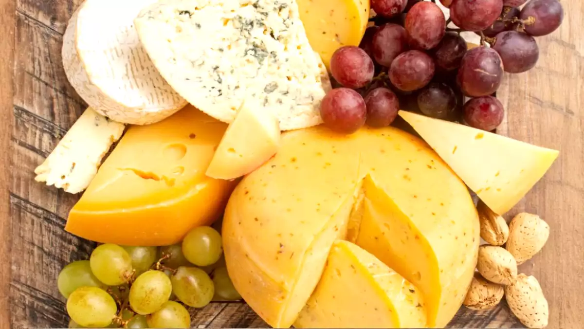 Rappel massif de fromages contaminés : 21 cas et deux décès, vigilance mondiale