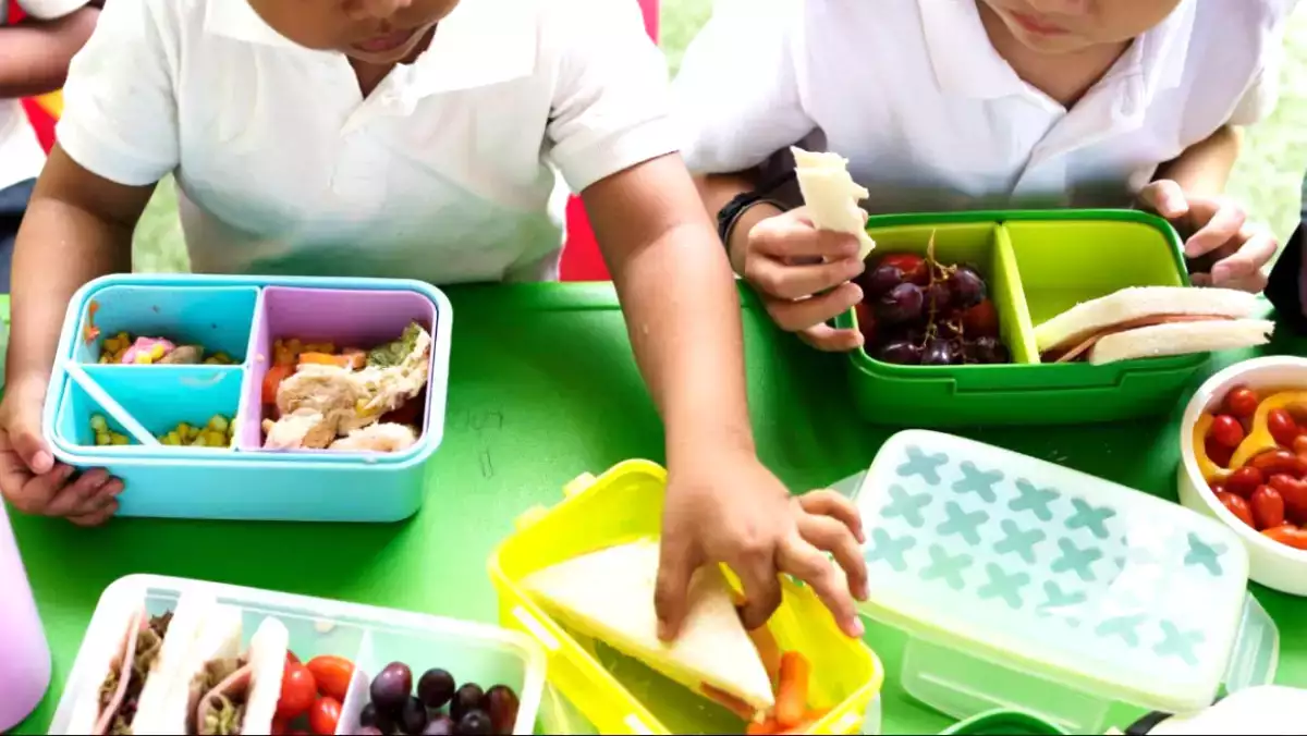 Une semaine de goûters prêts en 1 heure : l’astuce qui va changer votre organisation quotidienne