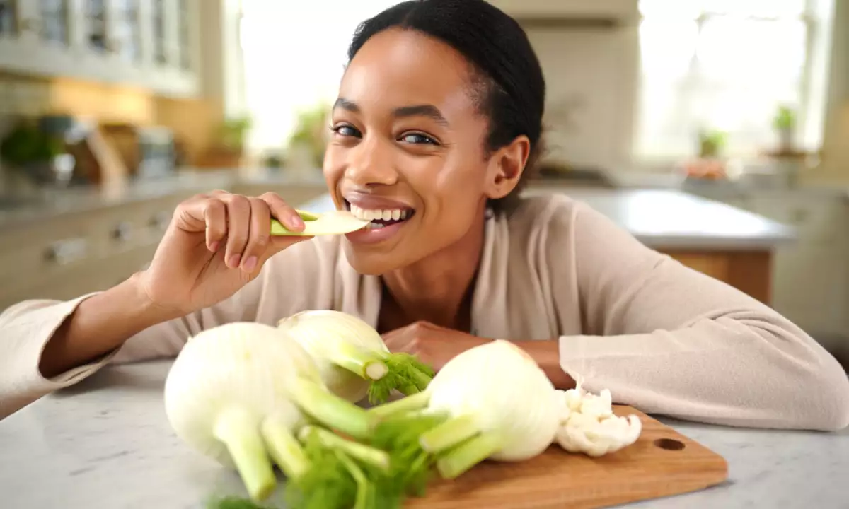 Pourquoi le fenouil est l’allié idéal après les fêtes pour dégonfler le ventre (sans se priver)