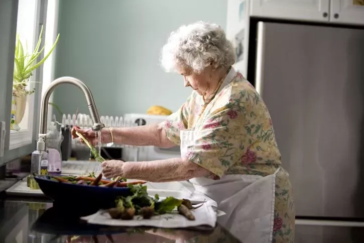 15 astuces de grand-mères indispensables en cuisine