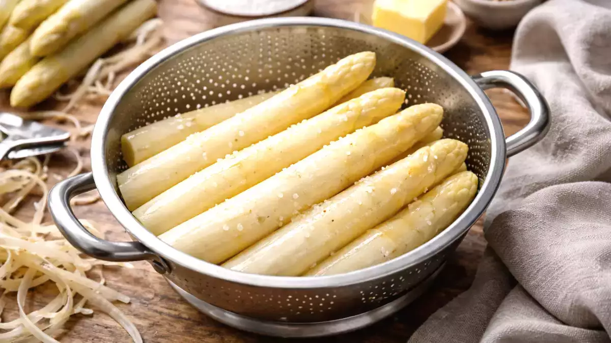 7 erreurs que nous commettons souvent en cuisinant les asperges blanches
