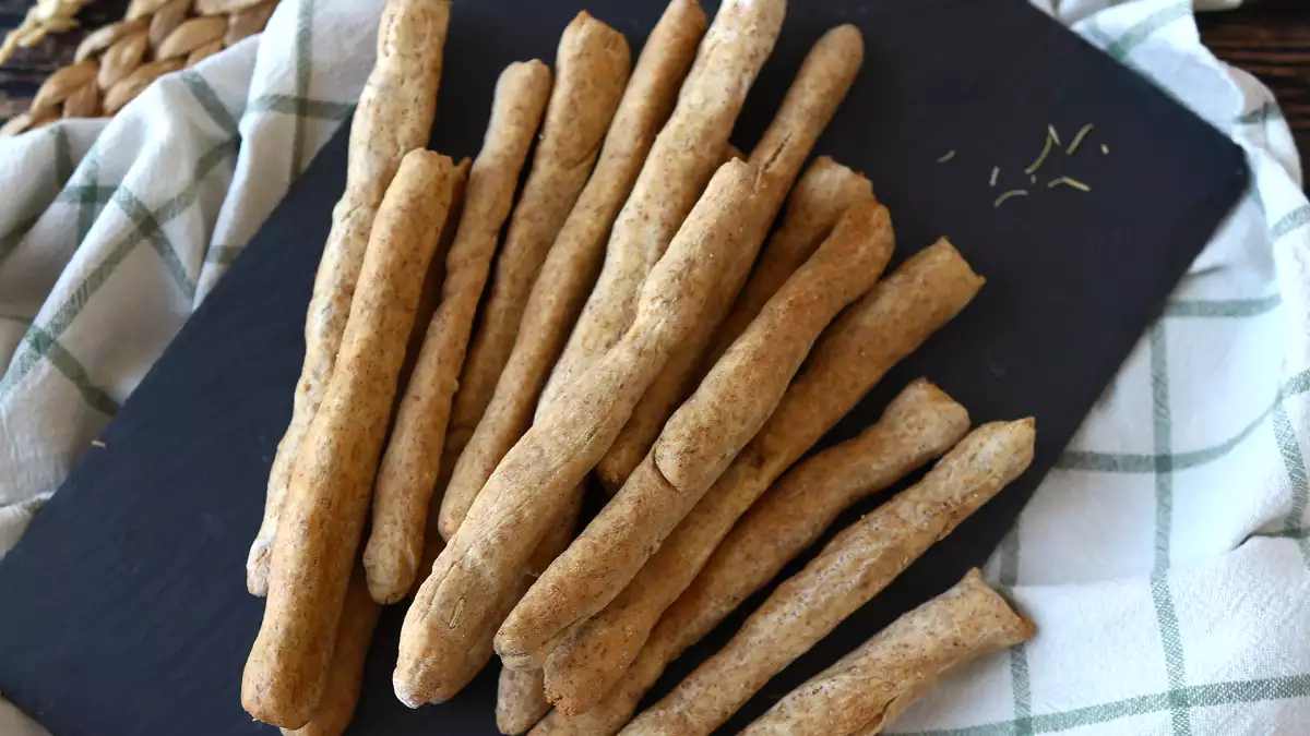 Ces 8 recettes à picorer rendent n’importe quelle soirée plus conviviale