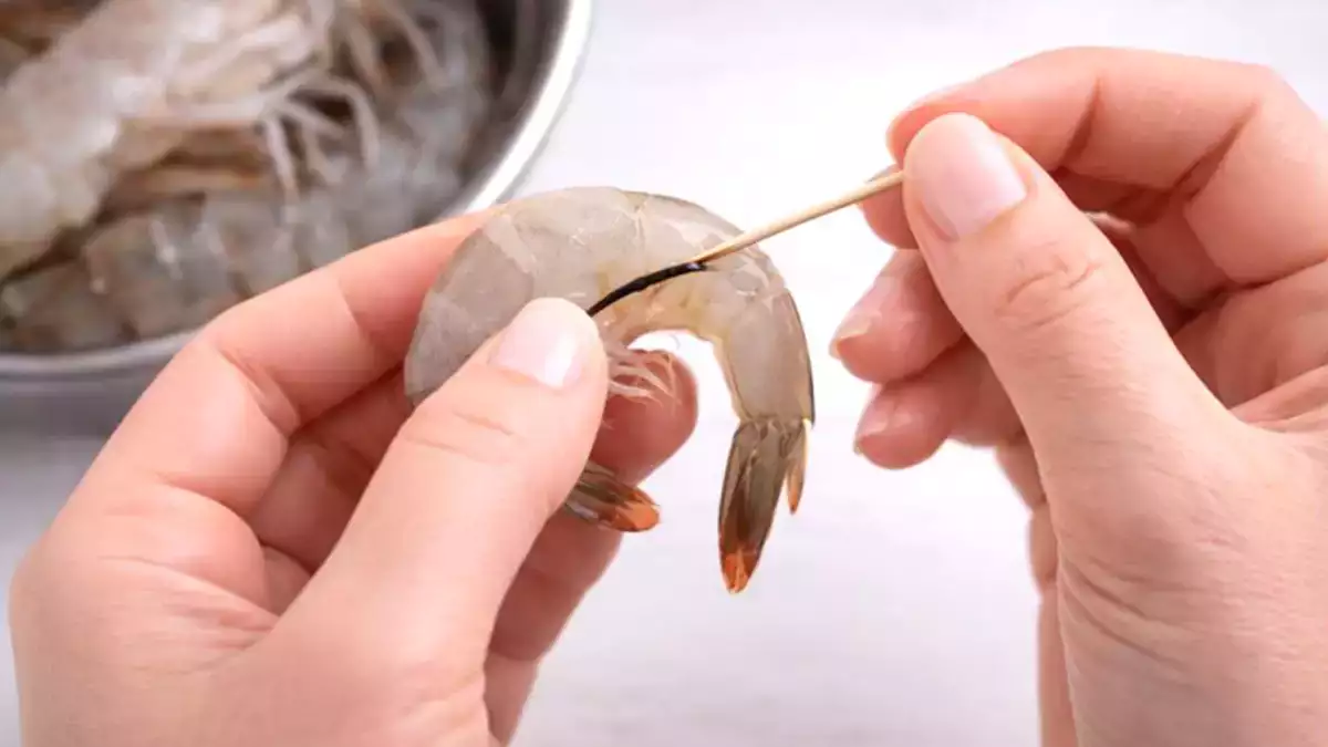 Ce que vous mangez vraiment quand vous dégustez des crevettes pourrait vous étonner...