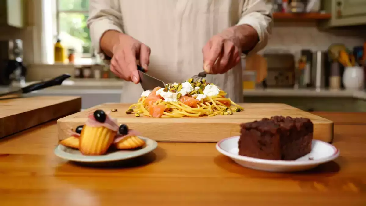 Menu du jour, 20 juin : madeleines jambon et olives, lasagnes au saumon et gâteau au chocolat