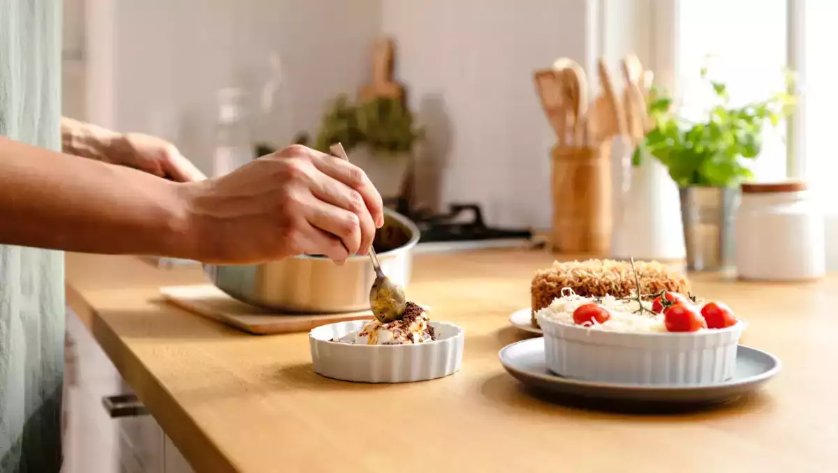 Menu végétarien, 22 mai : tiramisu de betteraves, pâtes au parmesan et gâteau à la noix de coco