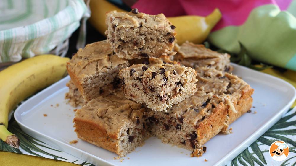 Faire un gâteau à la banane vegan et sans gluten n'aura jamais été aussi simple!