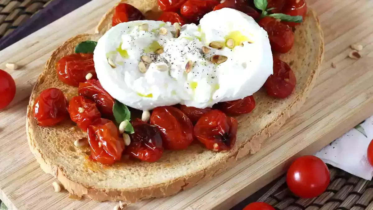Mozzarella, burrata et stracciatella : quelles différences et comment les utiliser pour sublimer vos recettes ?