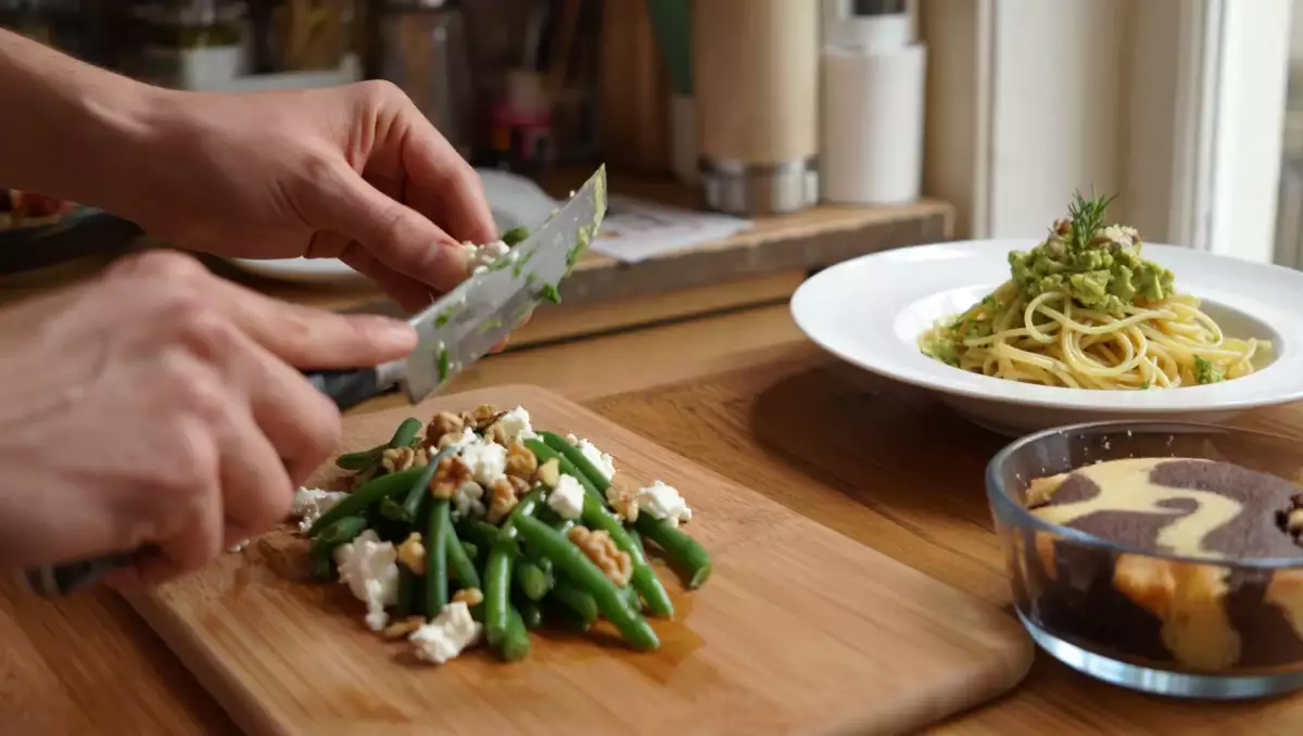 Menu végétarien, 24 juillet : haricots verts, spaghettis crémeux et marbré chocolat-vanille